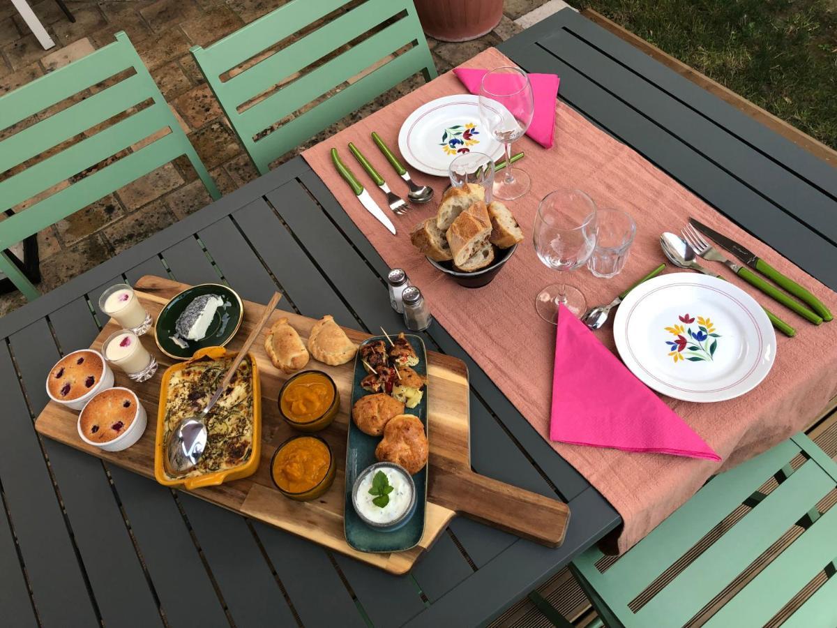 Bed and Breakfast Les 3 Echoppes Charge Экстерьер фото